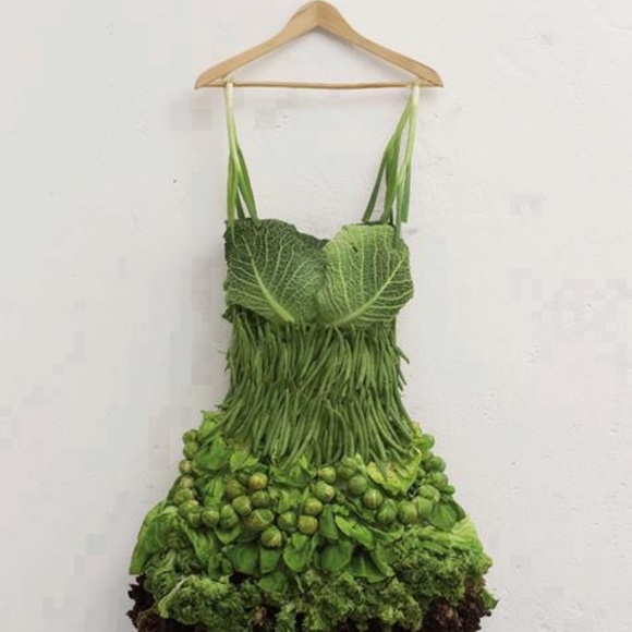 Sustainable Fashion = Green Strategy - Picture 5 of 6